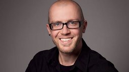 Portraitfoto von Ralf Schneider, Mitarbeiter des Deutschen Tierschutzbundes
